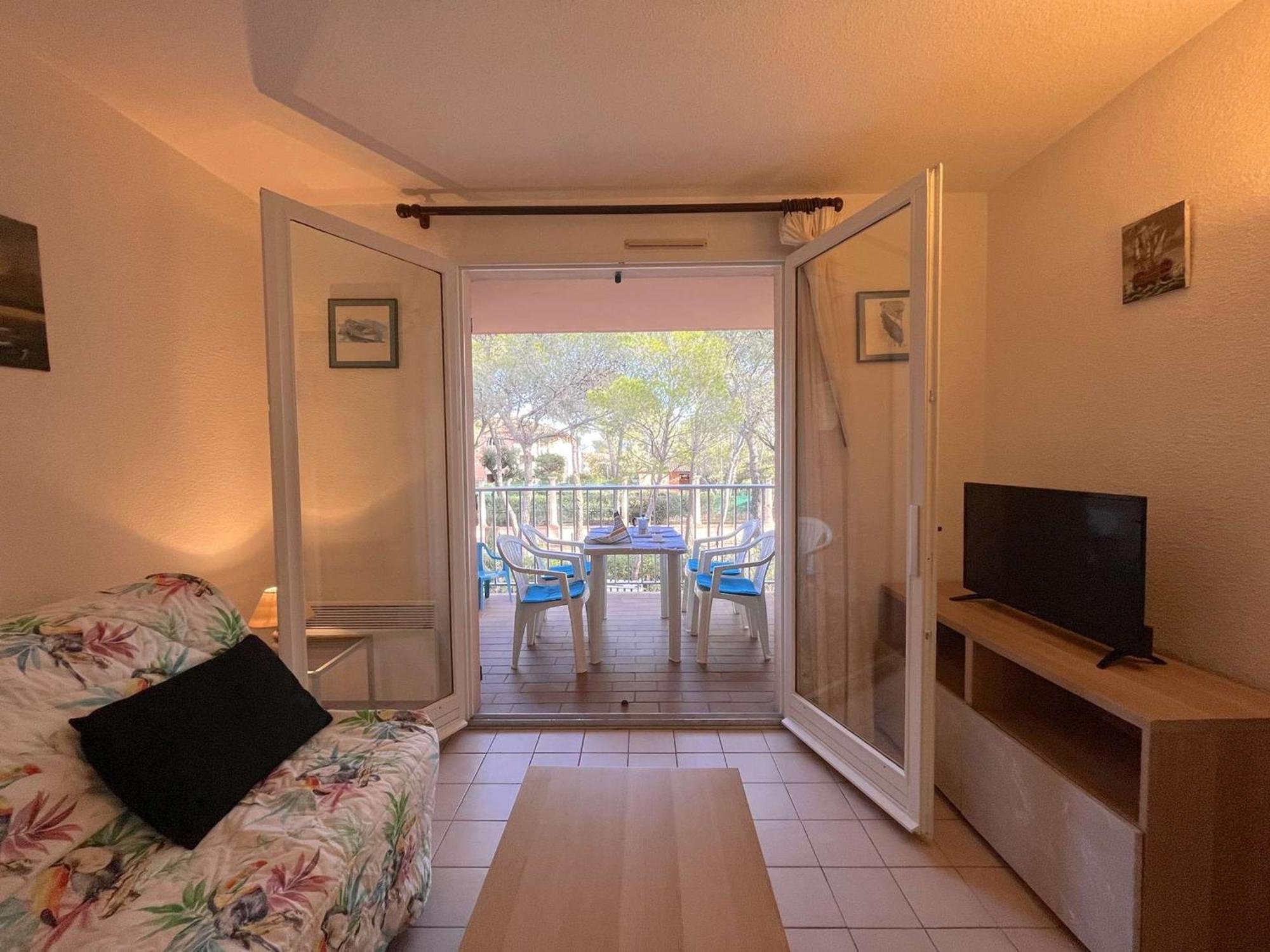 Apartment Avec Piscine, Tennis Et Parking A 400m De La - 4 Couchages, Saint-aygulf - Fr-1-226a-89 *